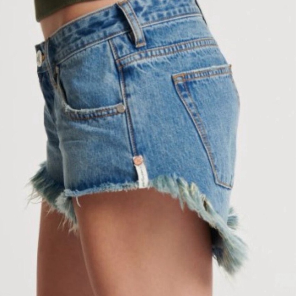 New! ONE TEASPOON PACIFICA BONITAS destroyed shorts denim 27 - Picture 2 of 12